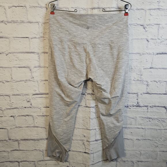 Women’s Lululemon Wunder Under Crop Il Scallop Legging SIZE 12 - Picture 3 of 6